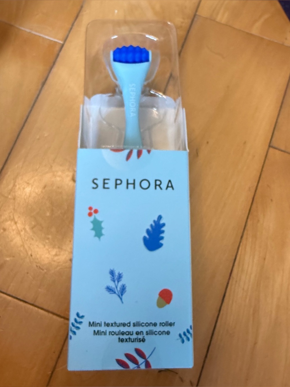 Sephora Mini Textured Silicone Roller in Two-Tone Blue